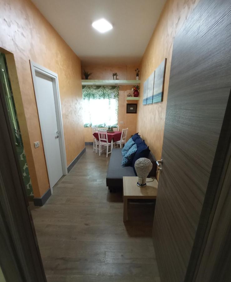 C&E Suites Roma 리도디오스티아 외부 사진