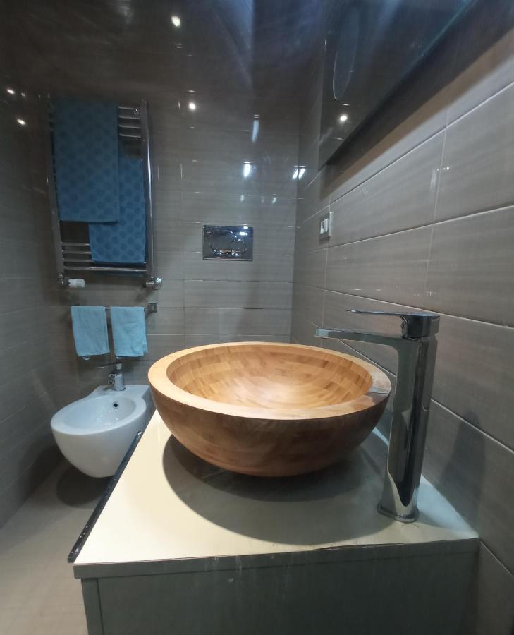 C&E Suites Roma 리도디오스티아 외부 사진