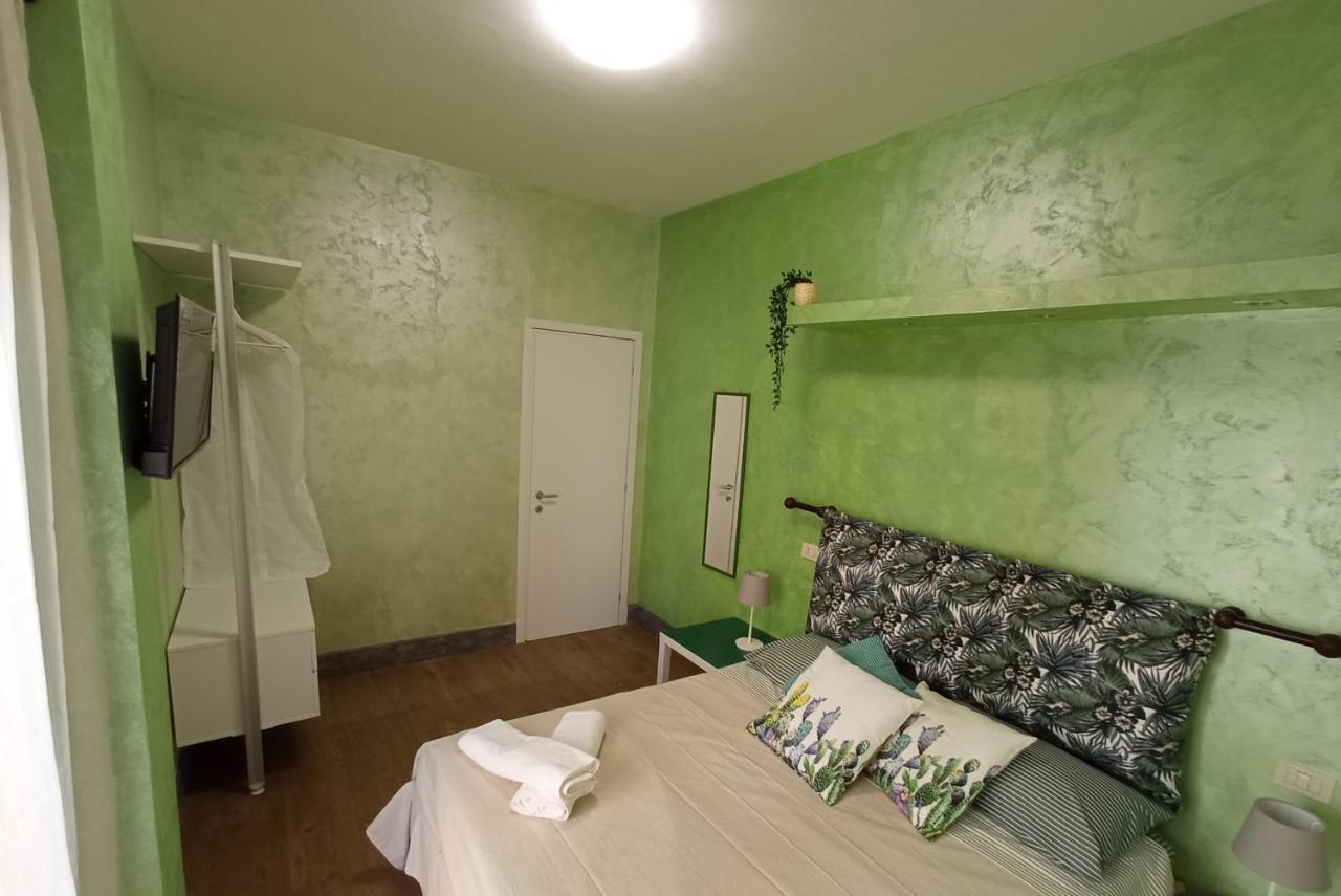 C&E Suites Roma 리도디오스티아 외부 사진